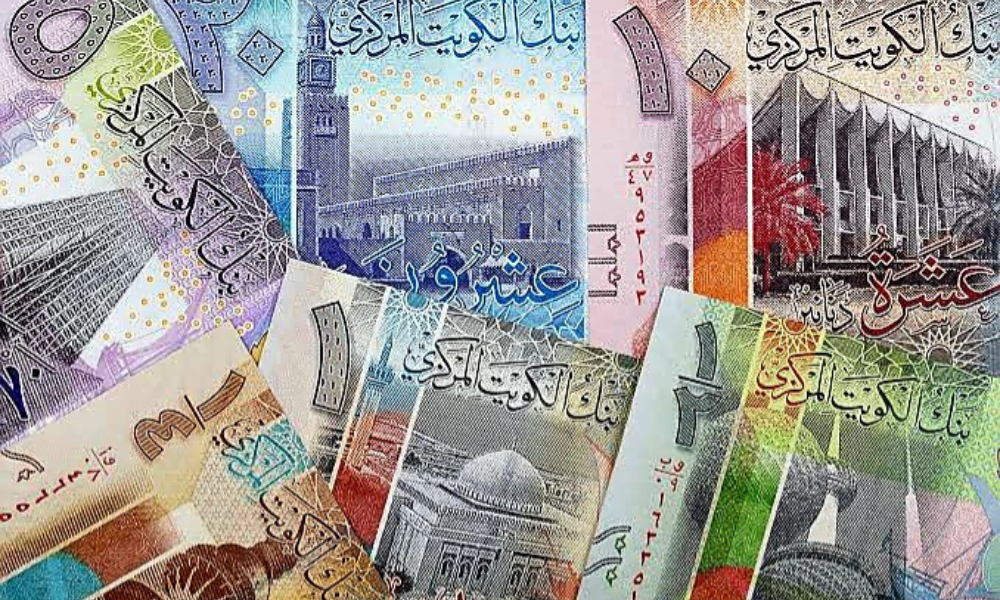 سعر الدينار الكويتي مقابل الجنيه المصري