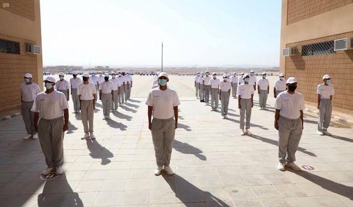 فتح باب التجنيد عمان